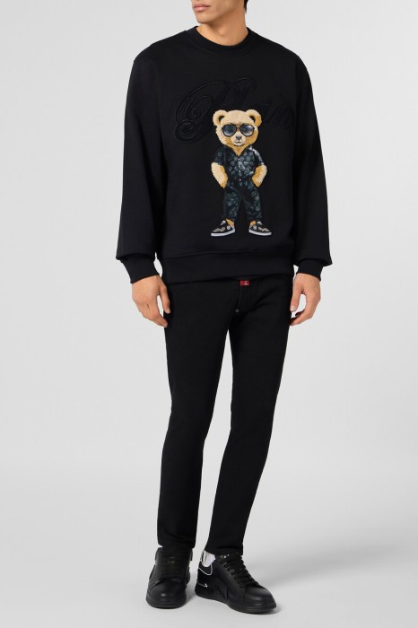 Товар черного цвета с внутренней стороны