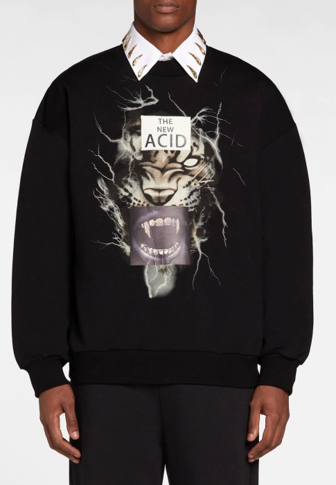 свитшот  универсального стиля с лицевой стороны