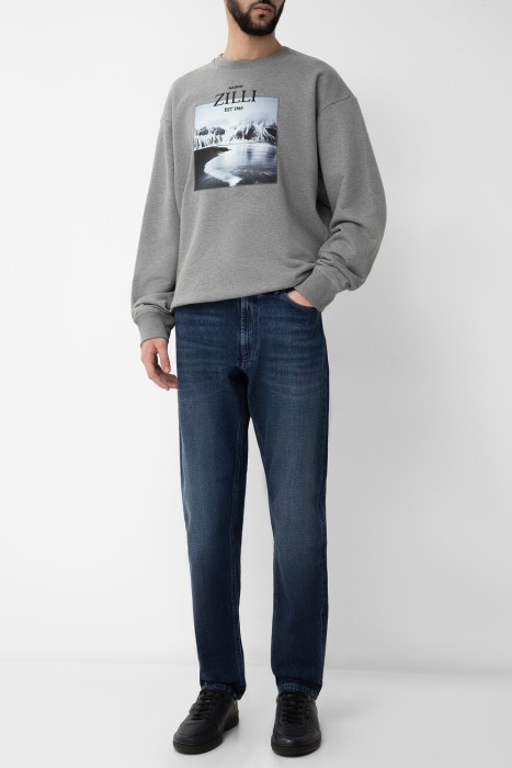 Товар серого цвета с внутренней стороны