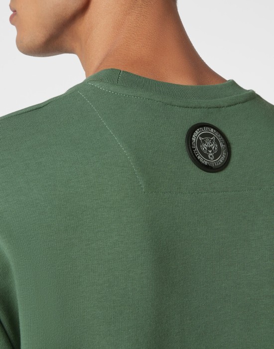 Товар серого цвета с внутренней стороны