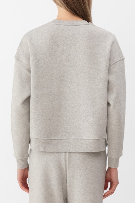 толстовка  от бренда max mara вид слева