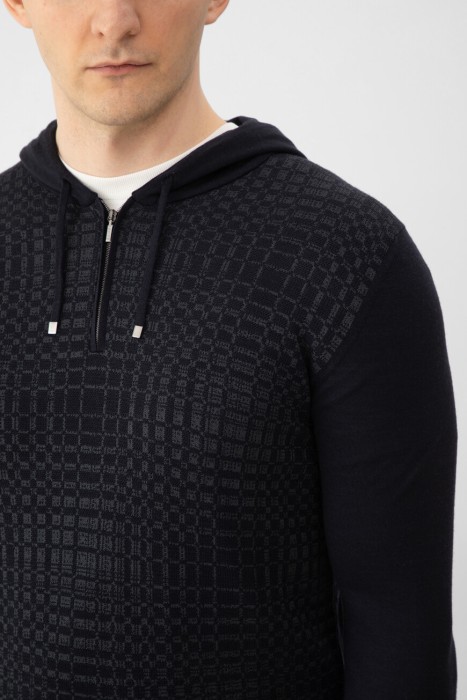 толстовка  из италии вид сбоку