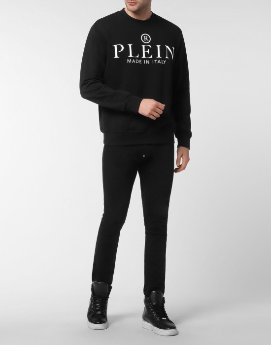 толстовка  по цене 38760 руб вид справа