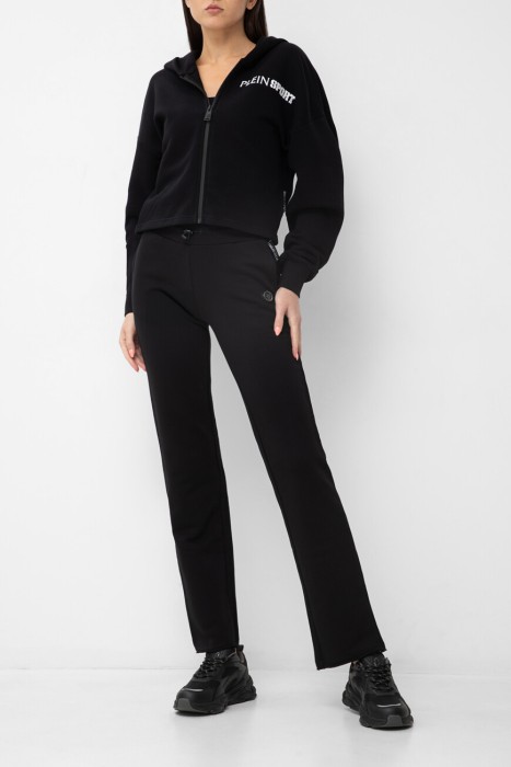 Товар черного цвета с внутренней стороны