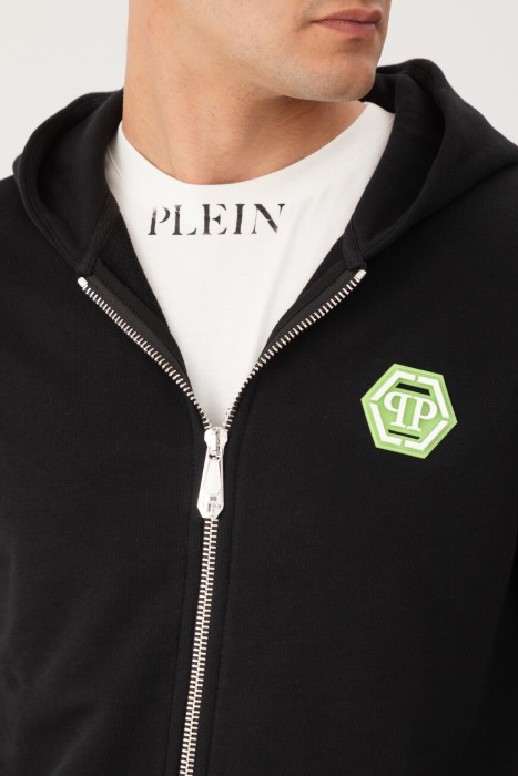 толстовка  из америки вид сбоку