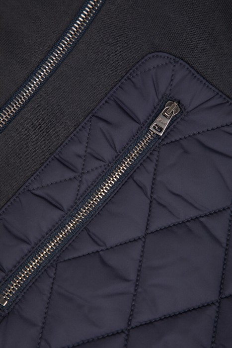 толстовка  универсального стиля с лицевой стороны