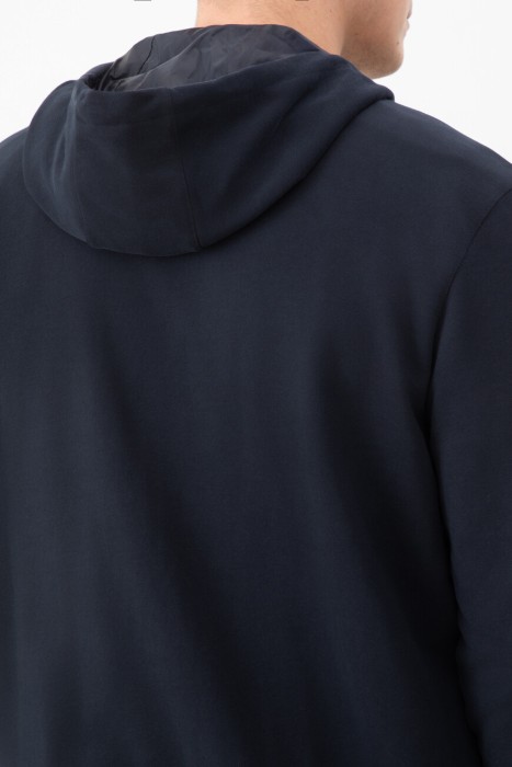 толстовка  из хлопка спереди