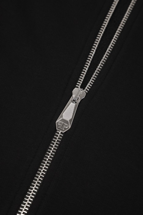 толстовка  универсального стиля с лицевой стороны