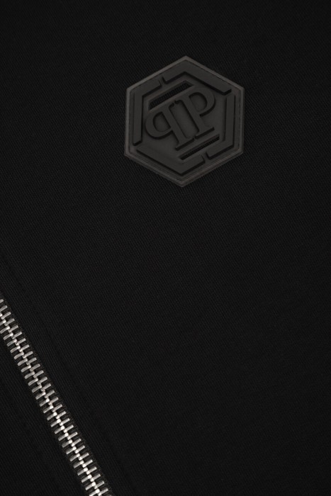 толстовка  для взрослого возраста с изнаночной стороны