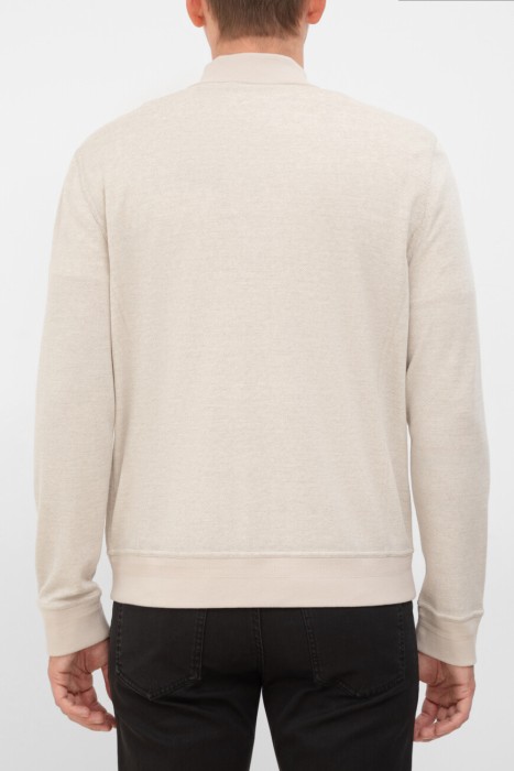 толстовка  по цене 167700 руб вид справа