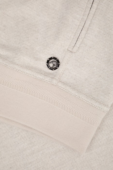 толстовка  из шерсти спереди