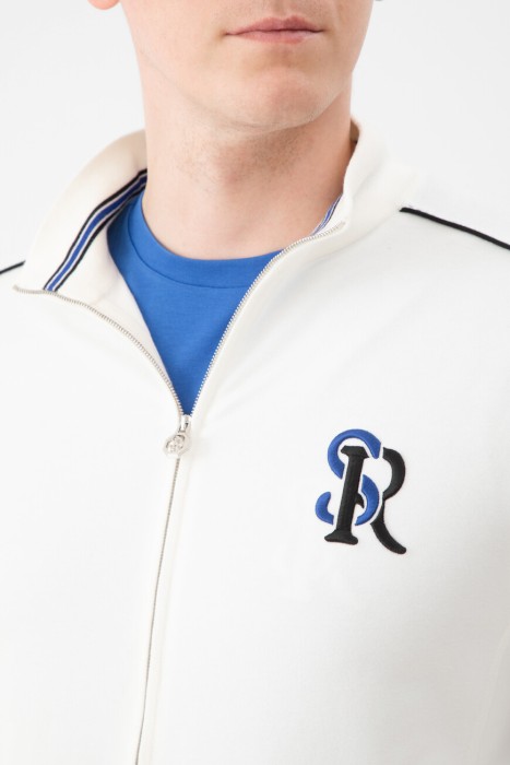 толстовка  из англии вид сбоку