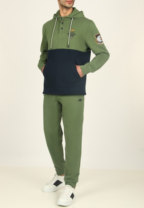 толстовка  из италии вид сбоку