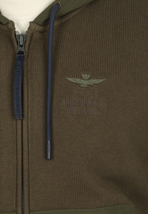 толстовка  универсального стиля с лицевой стороны