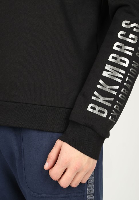 толстовка  из проверенных материалов спереди