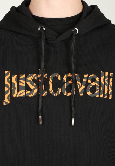 Товар черного цвета с внутренней стороны