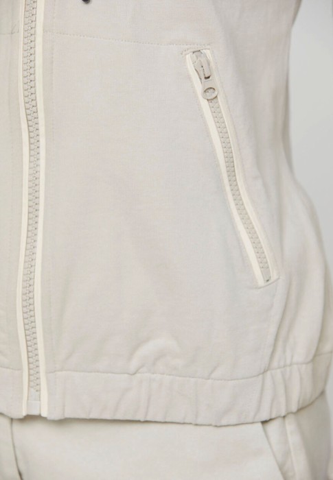 толстовка  из проверенных материалов спереди