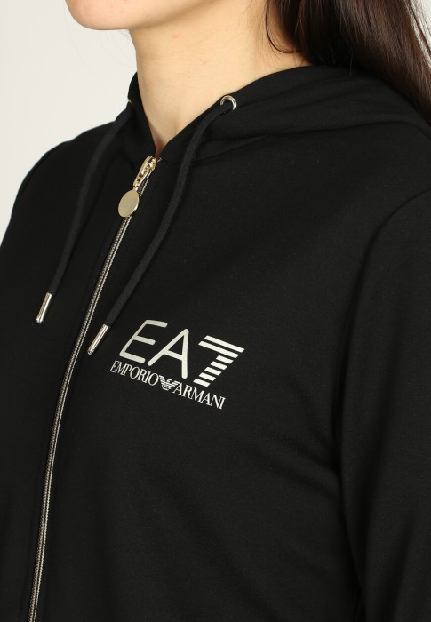 толстовка  из проверенных материалов спереди