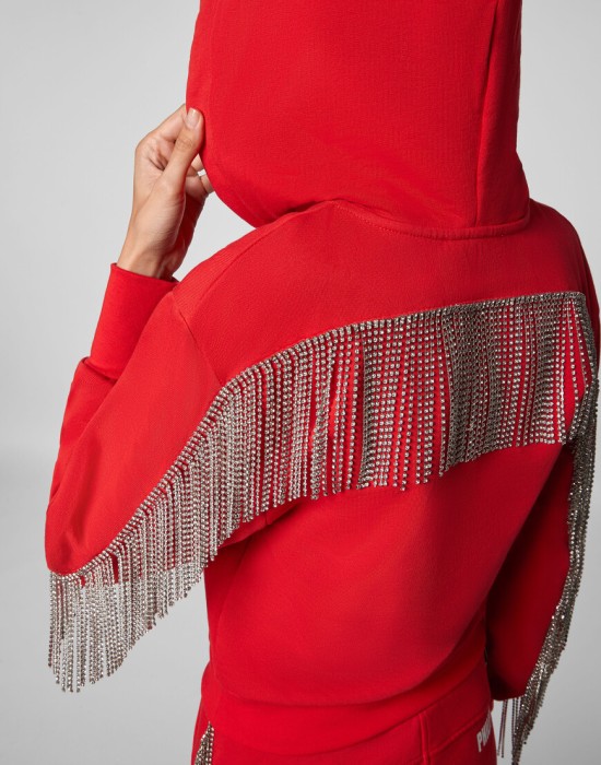 Товар красного цвета с внутренней стороны