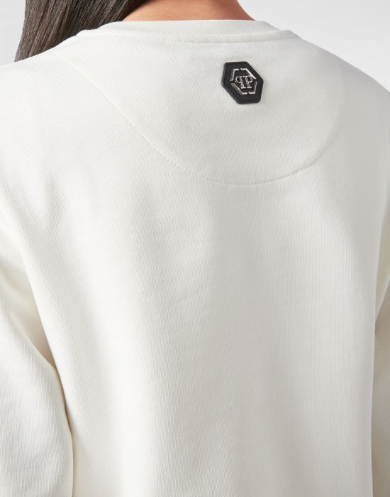 Товар бежевого цвета с внутренней стороны