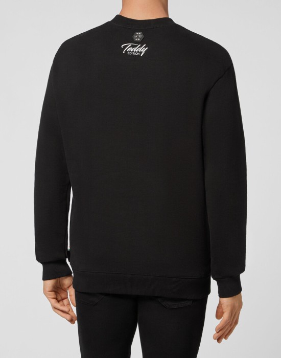 толстовка  из америки вид сбоку