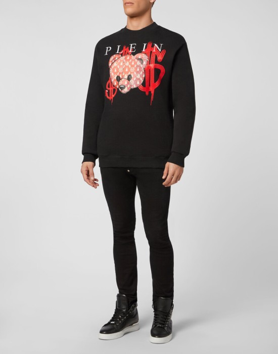 Товар черного цвета с внутренней стороны