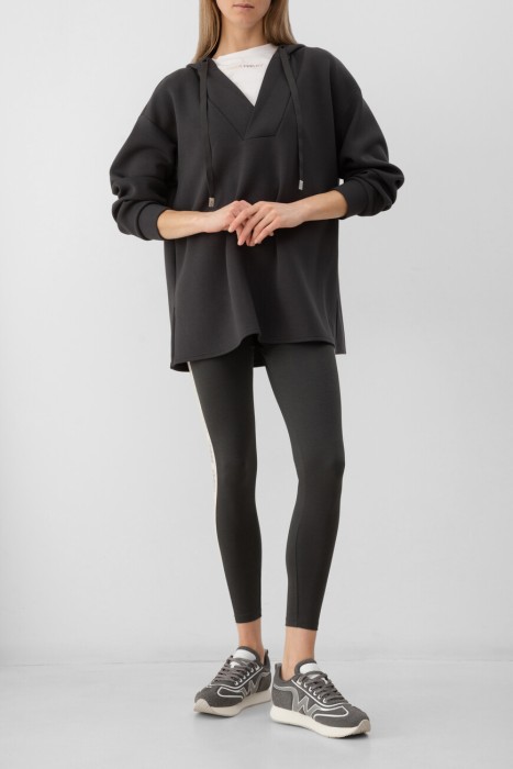 Товар серого цвета с внутренней стороны