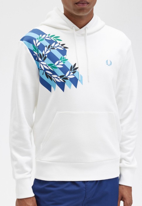 толстовка  из англии вид сбоку