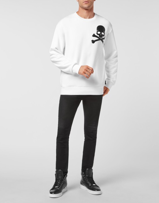 Товар белого цвета с внутренней стороны