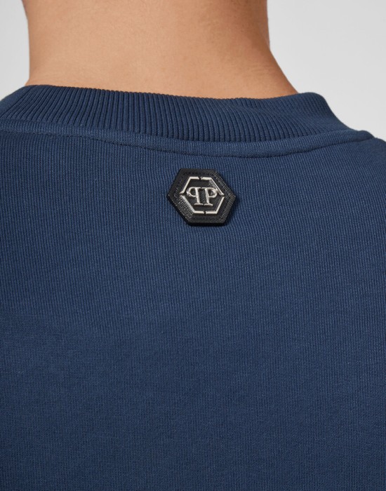 толстовка  из америки вид сбоку