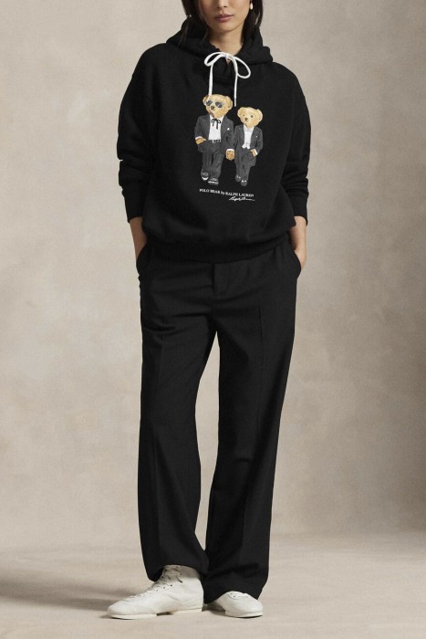 Товар черного цвета с внутренней стороны