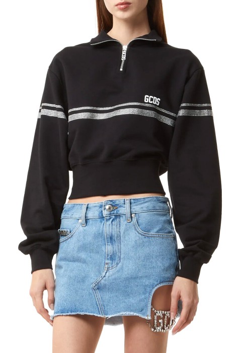 Товар черного цвета с внутренней стороны