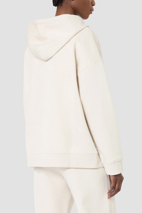 толстовка  по цене 43000 руб вид справа