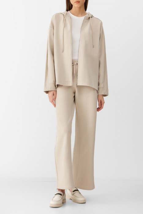 толстовка  универсального стиля с лицевой стороны