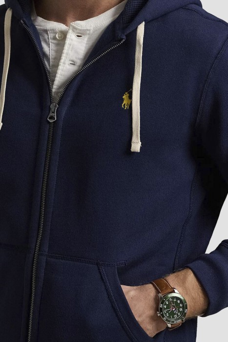 толстовка  из америки вид сбоку