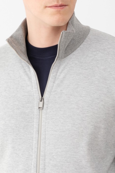 толстовка  из италии вид сбоку