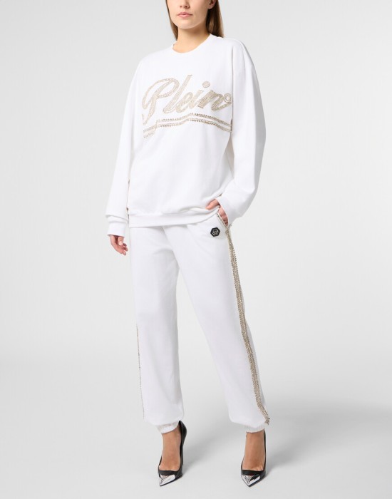 Товар белого цвета с внутренней стороны