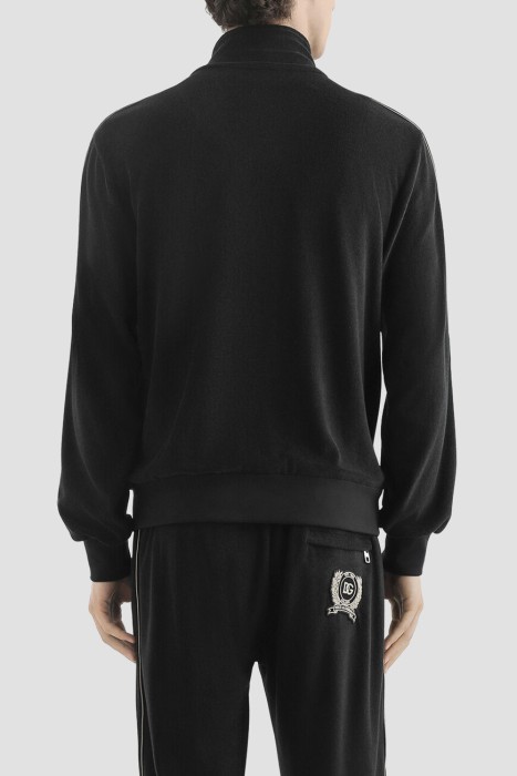 толстовка  по цене 183000 руб вид справа