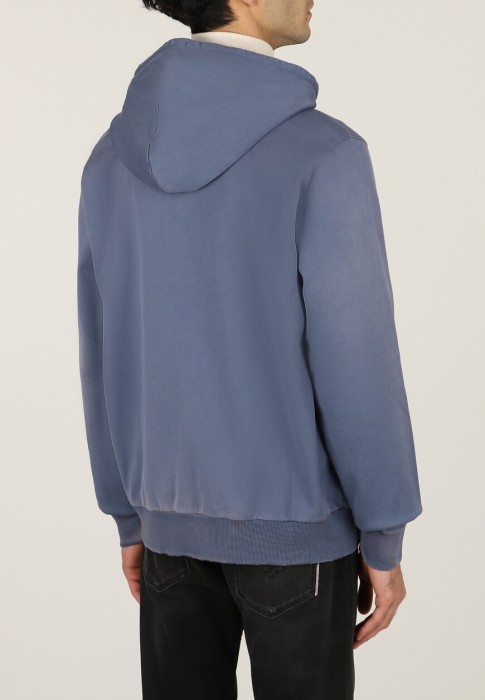 толстовка  из америки вид сбоку