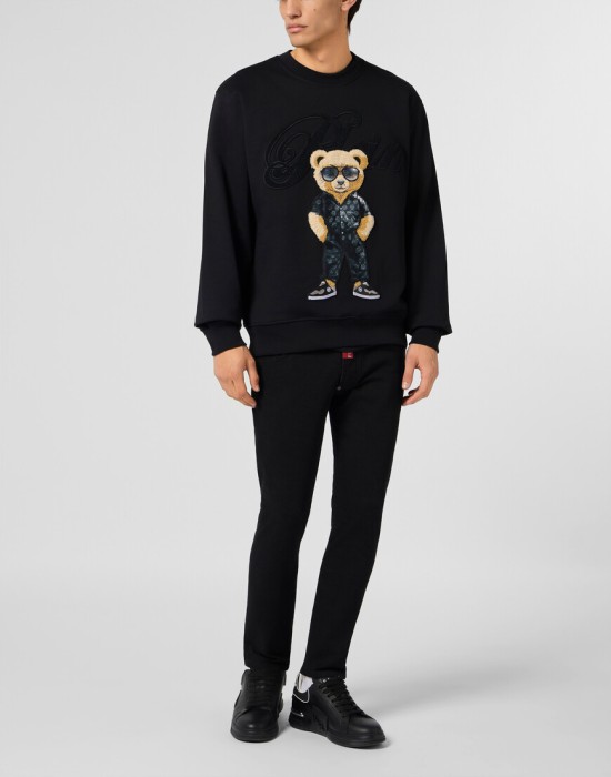 Товар черного цвета с внутренней стороны