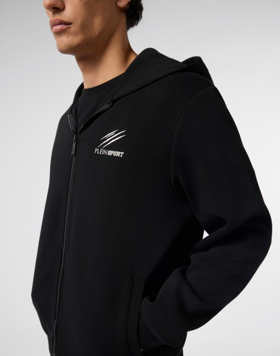 толстовка  из проверенных материалов спереди