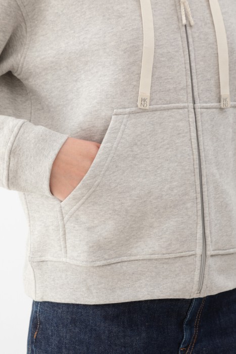 Товар серого цвета с внутренней стороны