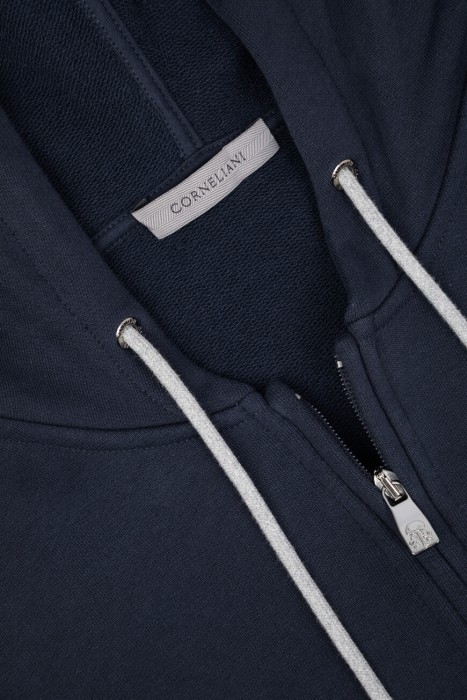 Продукция для мужчин фото