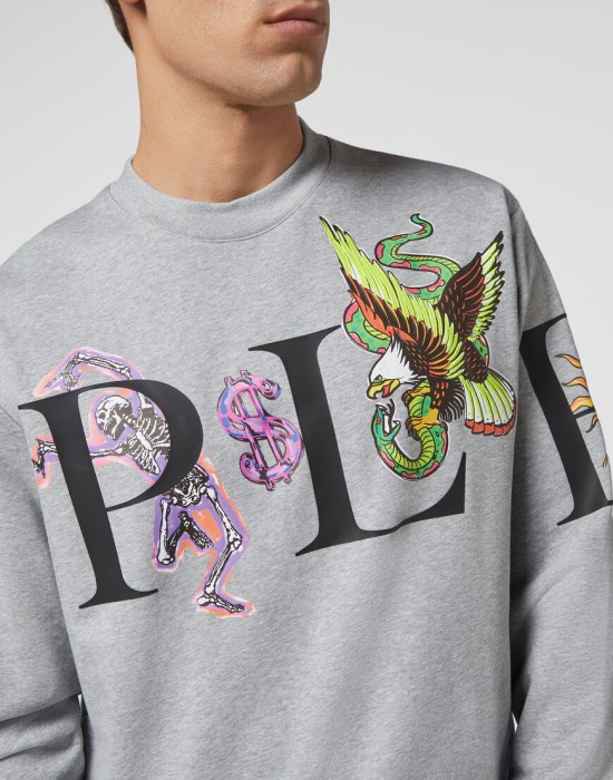 Товар серого цвета с внутренней стороны