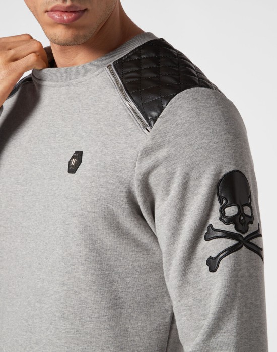 толстовка  из проверенных материалов спереди