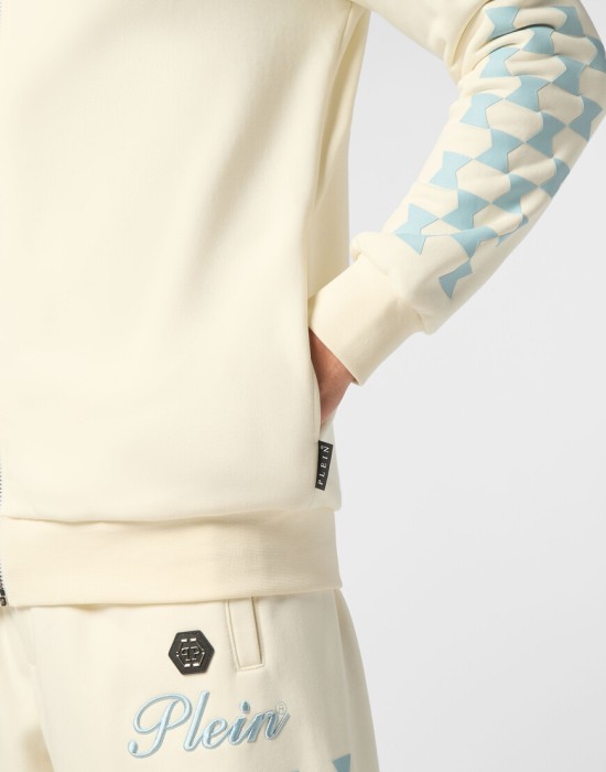 толстовка  из америки вид сбоку