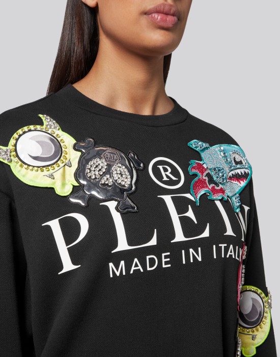 толстовка  из америки вид сбоку