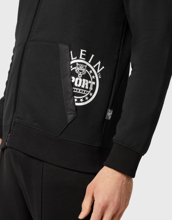 толстовка  из проверенных материалов спереди