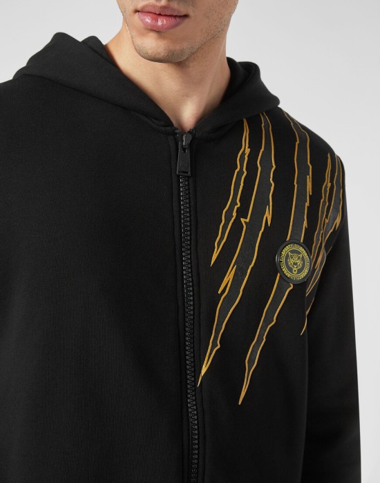 толстовка  из проверенных материалов спереди