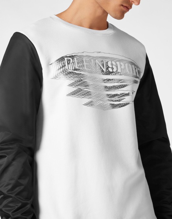 толстовка  из италии вид сбоку